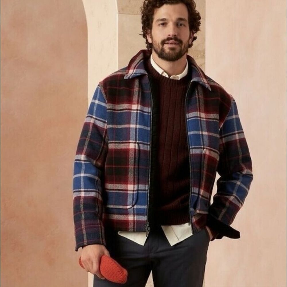 Banana Republic Heavyweight Navy Plaid Wool-Blend Quilted Bomber Jacket - Small